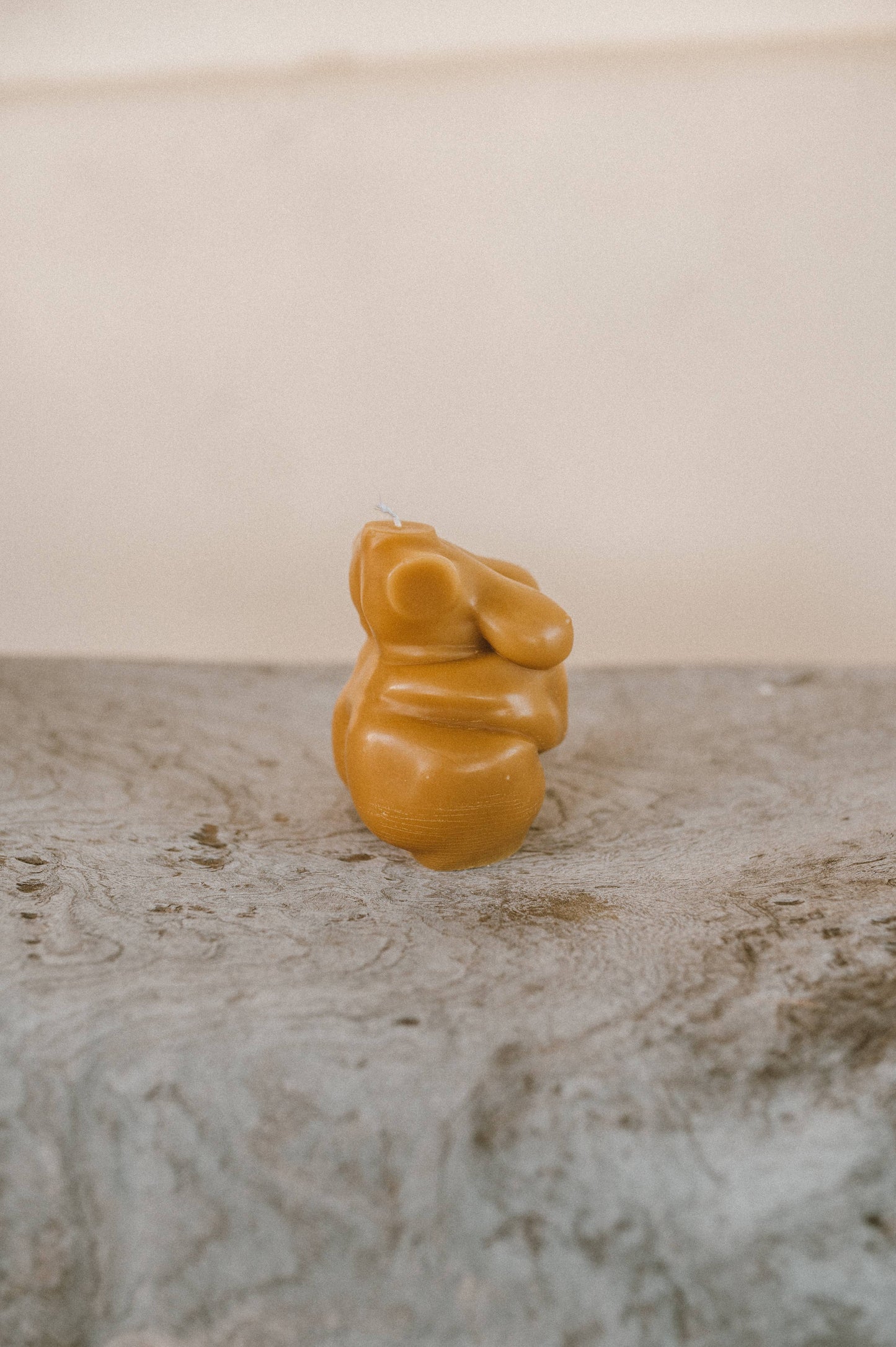 Mother Madre Bees - Bountiful Babe Beeswax Candle