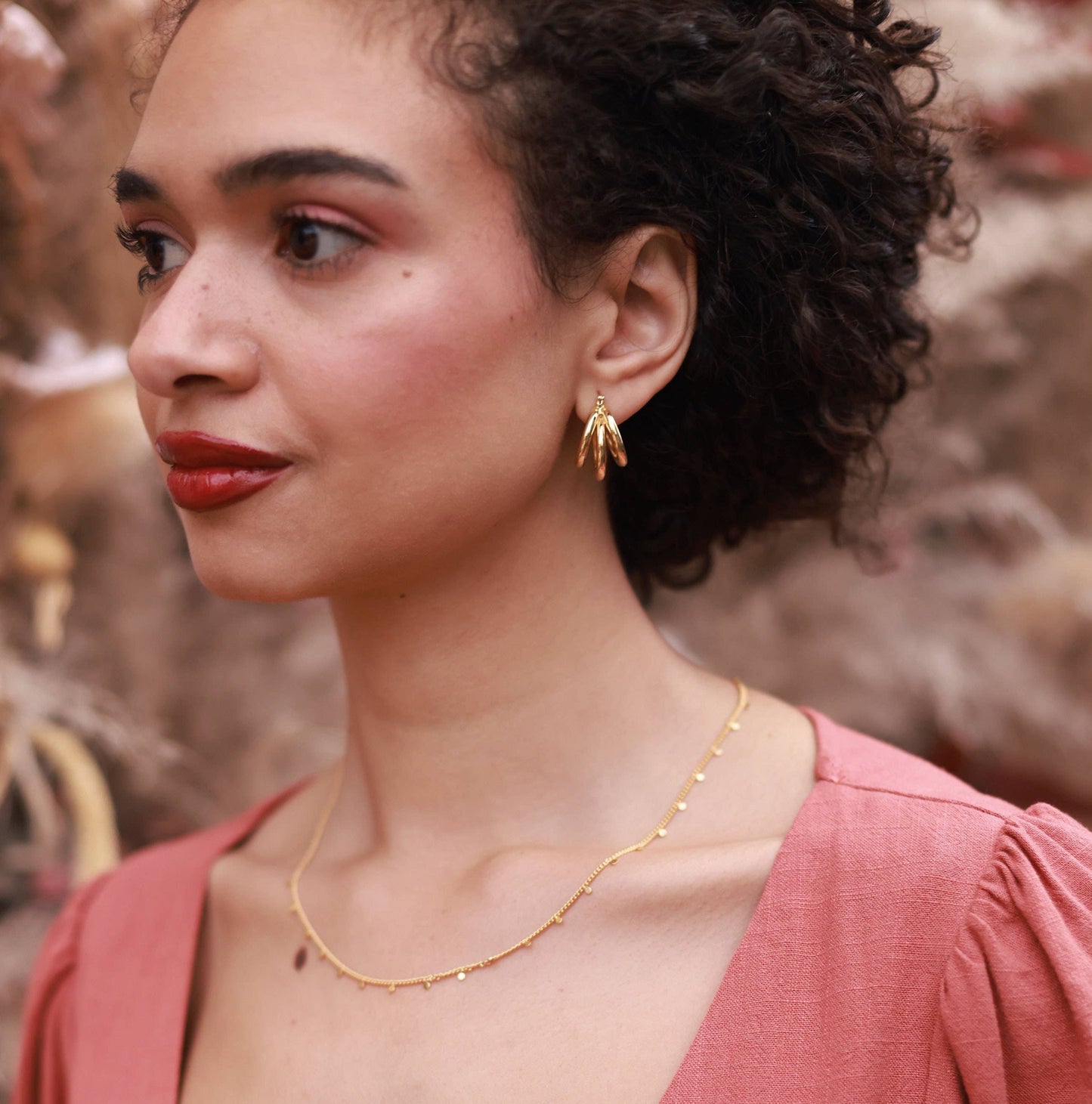 Vintage Style Triple Hoop Earrings: Gold