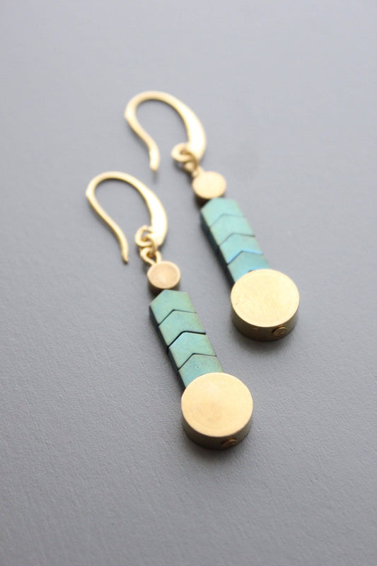 David Aubrey Jewelry - TLDE09 Green hematite and brass earrings