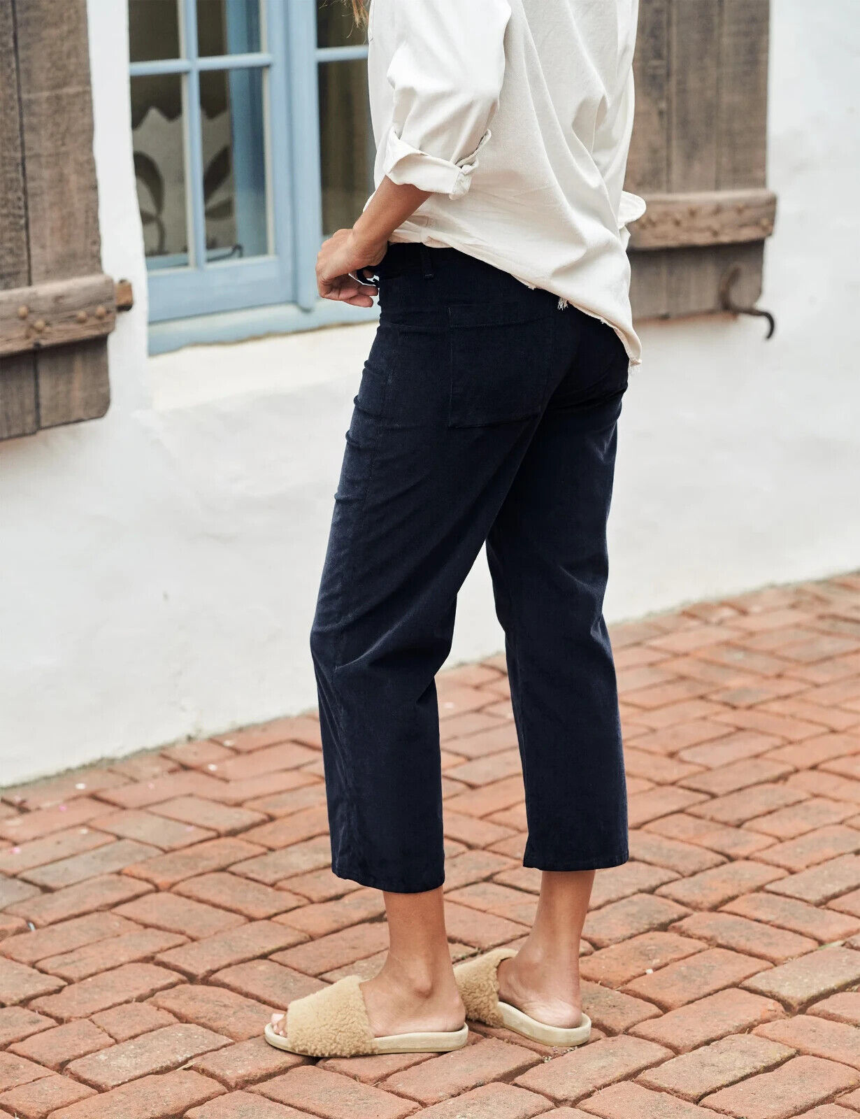 6 - Frank & Eileen Navy Blue Performance Cord Kinsale Frayed Hem Pants 0721DK