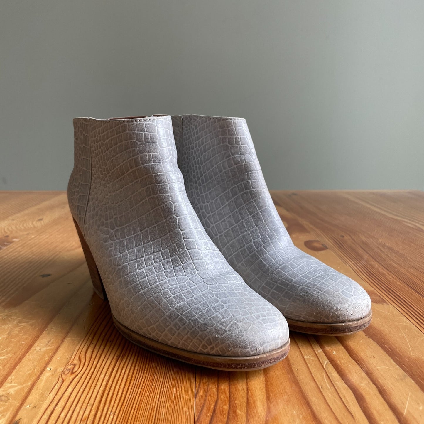 7 - Rachel Comey Anthropologie Grey Croc Mars Ankle Boots Booties 1014CH