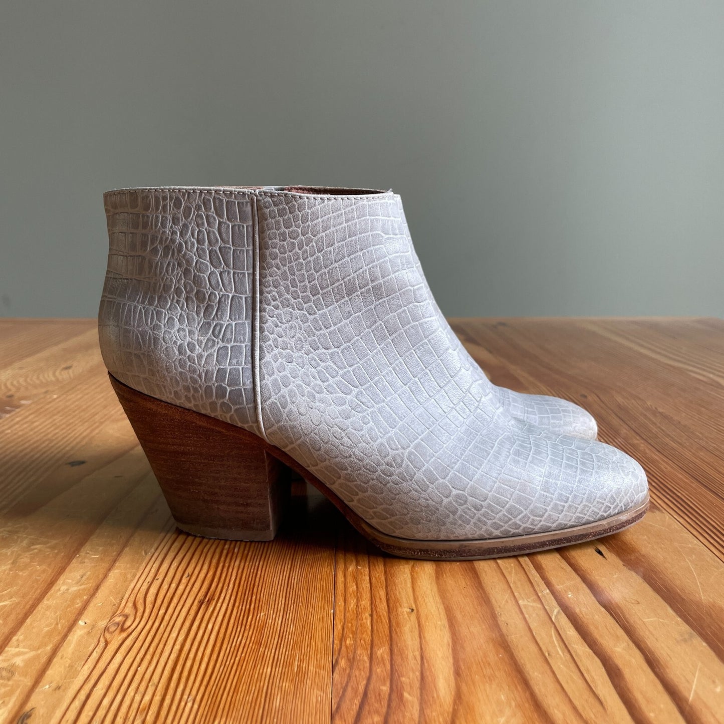 7 - Rachel Comey Anthropologie Grey Croc Mars Ankle Boots Booties 1014CH