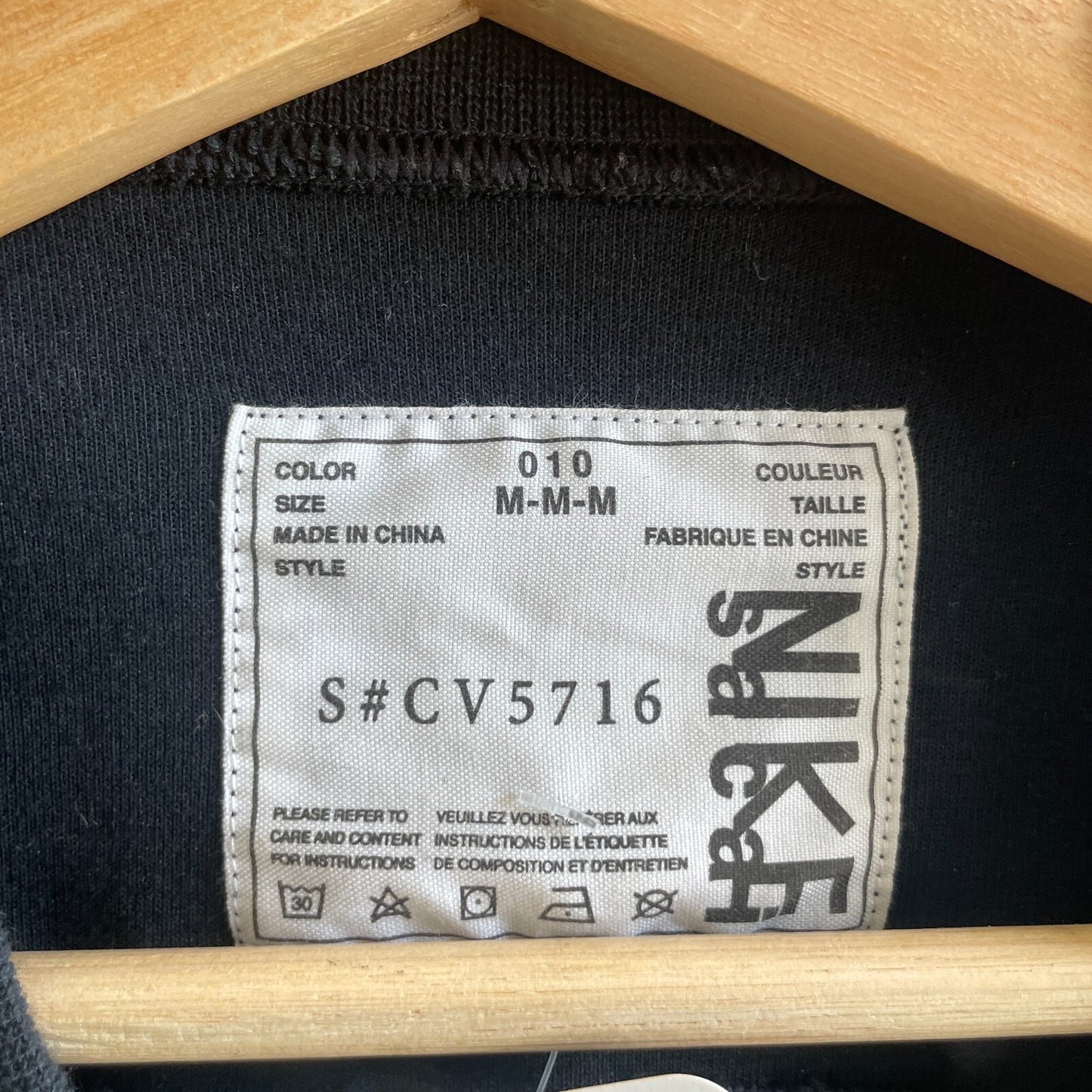 M - Nike x Sacai $300 Black Short Sleeve CV5716-010 Shirt Top 1217MA