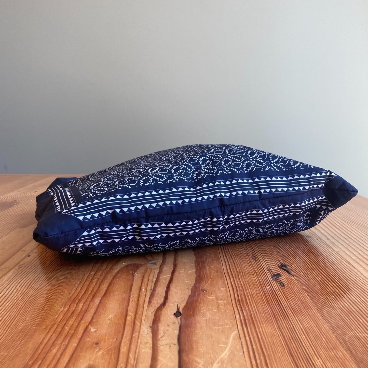 Oryany NEW Navy White Bandana Print Marrakech Shoulder Bag Purse 1125KG
