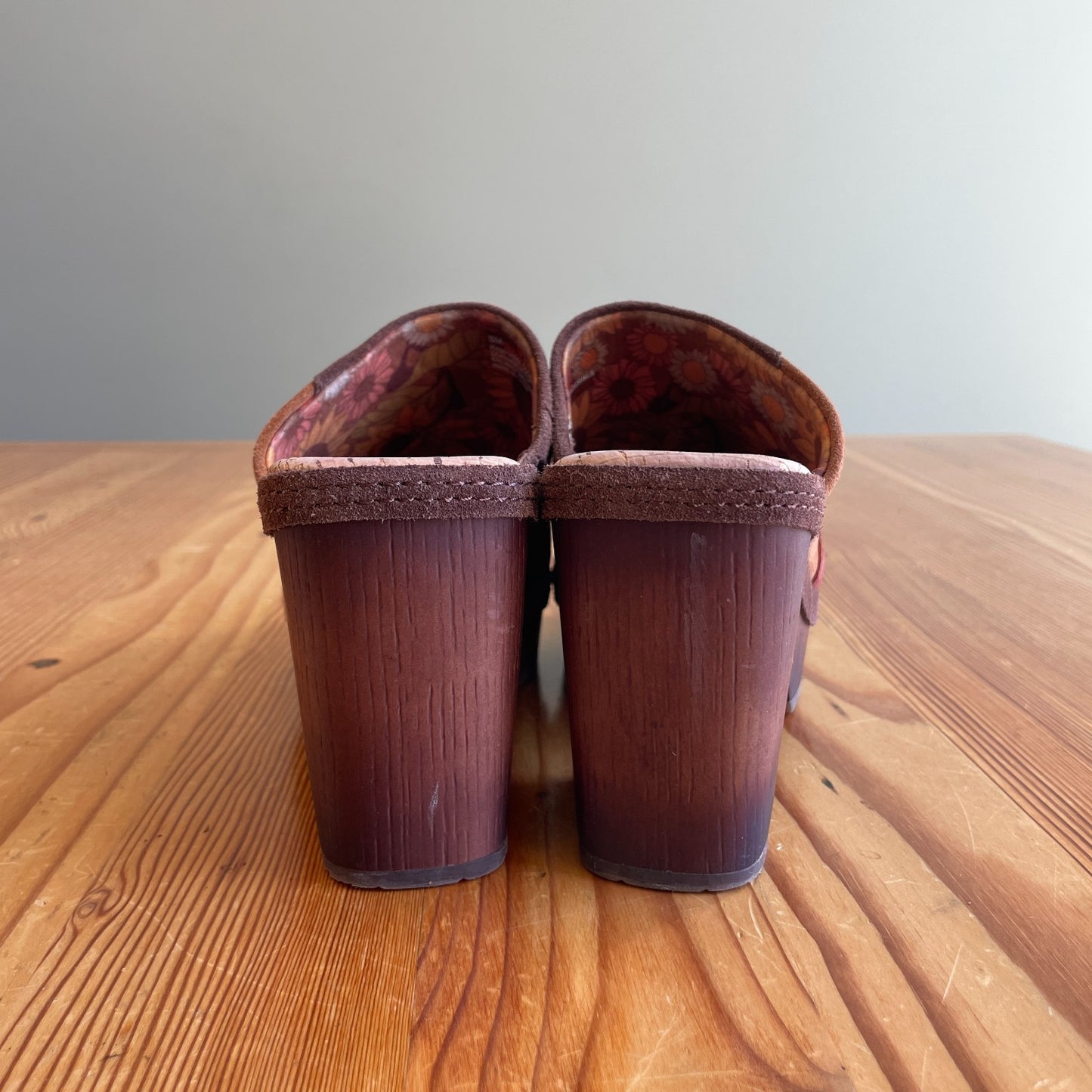8 - Korks Brown Patchwork Suede Y2K Platform Clogs Mules Marla Shoes 1008JO