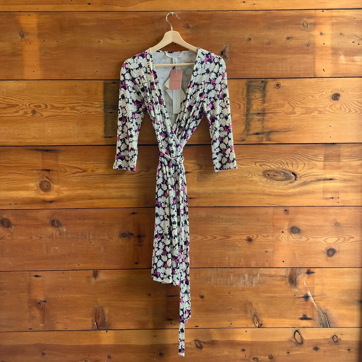 6 - Diane Von Furstenberg Navy White Pink Floral NEW Julian Wrap Dress 0507AH