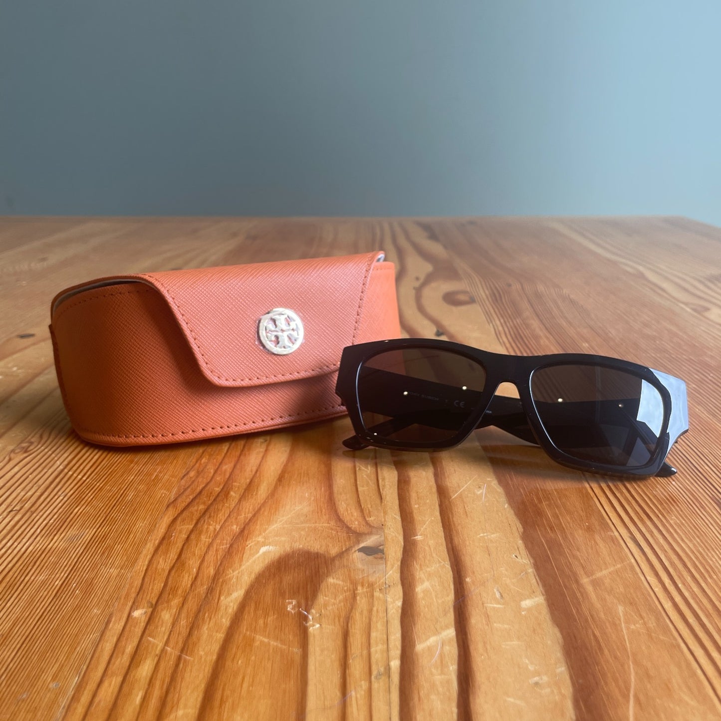 Tory Burch Black TY9067U Rectangle Sunglasses w/ Case 0701JB