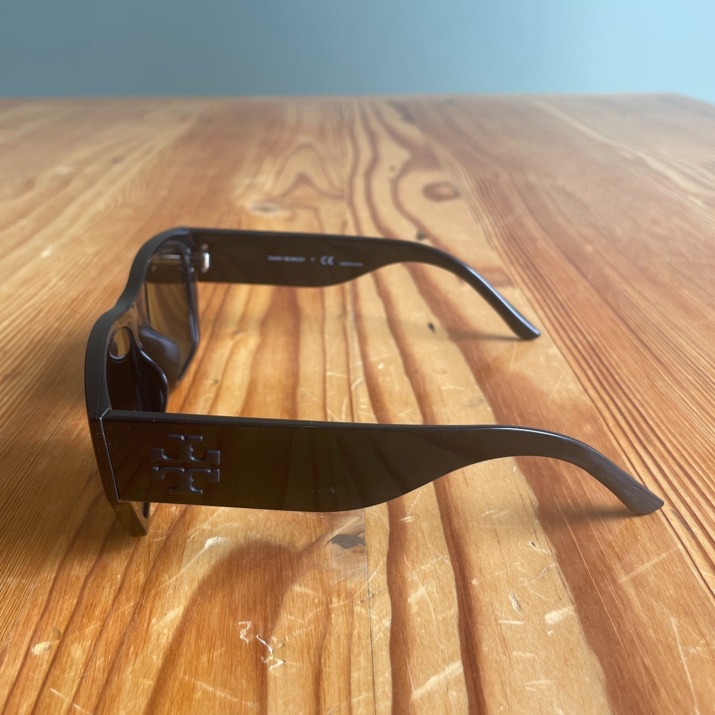 Tory Burch Black TY9067U Rectangle Sunglasses w/ Case 0701JB