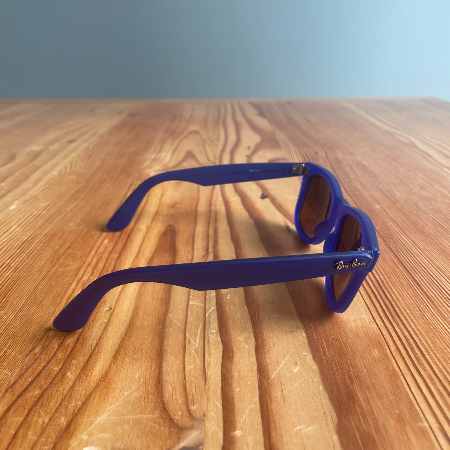 Ray Ban Blue Original Wayfarer Classic Acetate Sunglasses w/ Case 0701JB