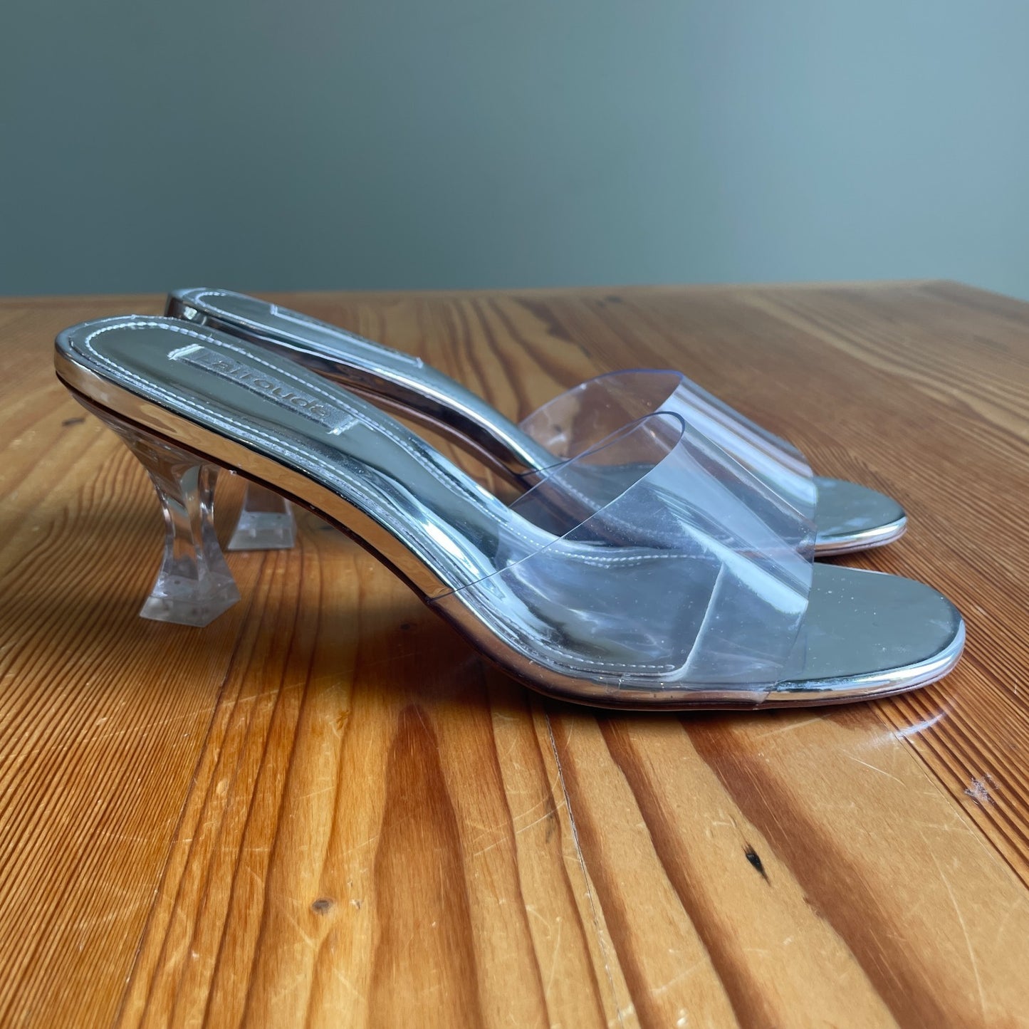 7.5 - Larroude $350 Silver Clear VIVI Lucite Hi Mule Slide Slip On Heels 1016LD