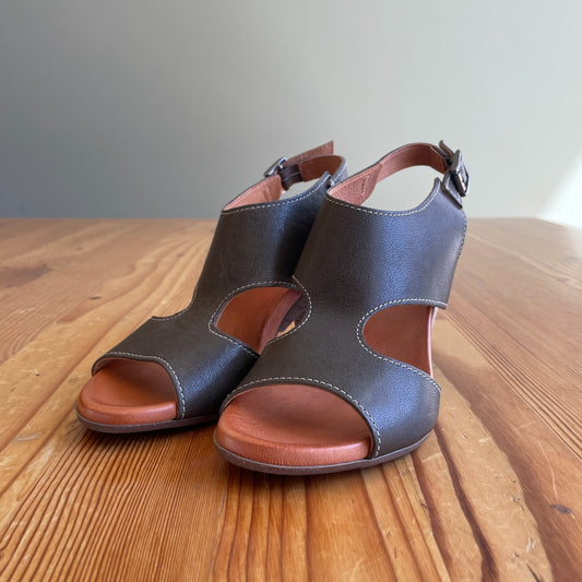 37 / 6.5 -7 - Sundance Catalog Olive NEW Peep Toe Sandals NEW w/ Box 0206RN