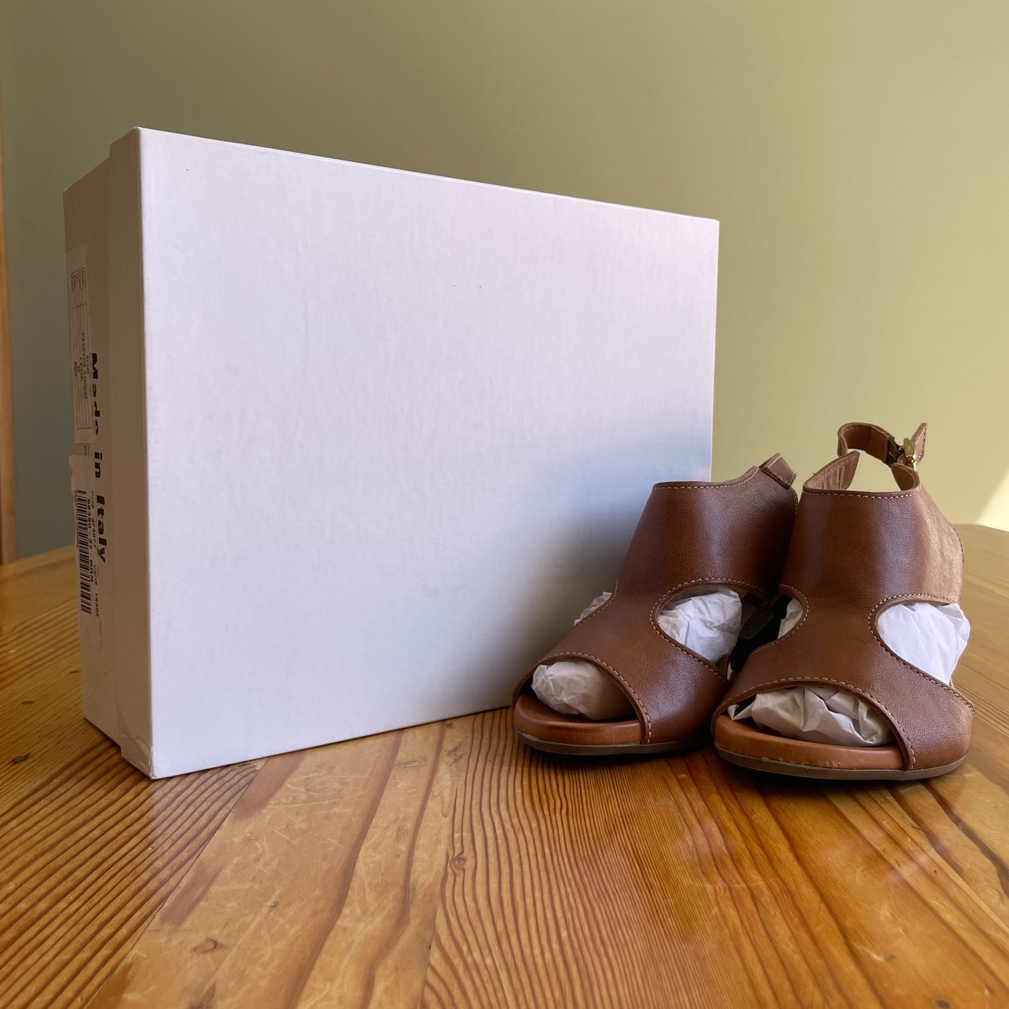 37 / 6.5 -7 - Sundance Catalog Brown NEW Peep Toe Sandals NEW w/ Box 0206RN