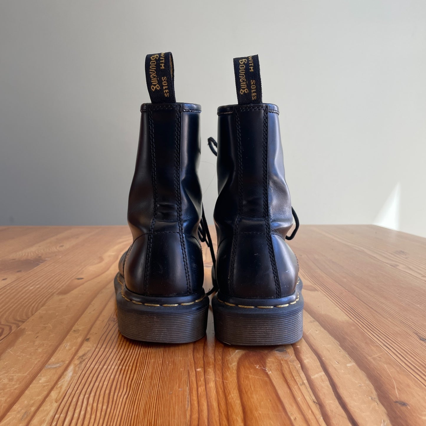 8 US - Dr Martens Black Broken In Leather 1460 8 Eye Combat Boots 0731GR