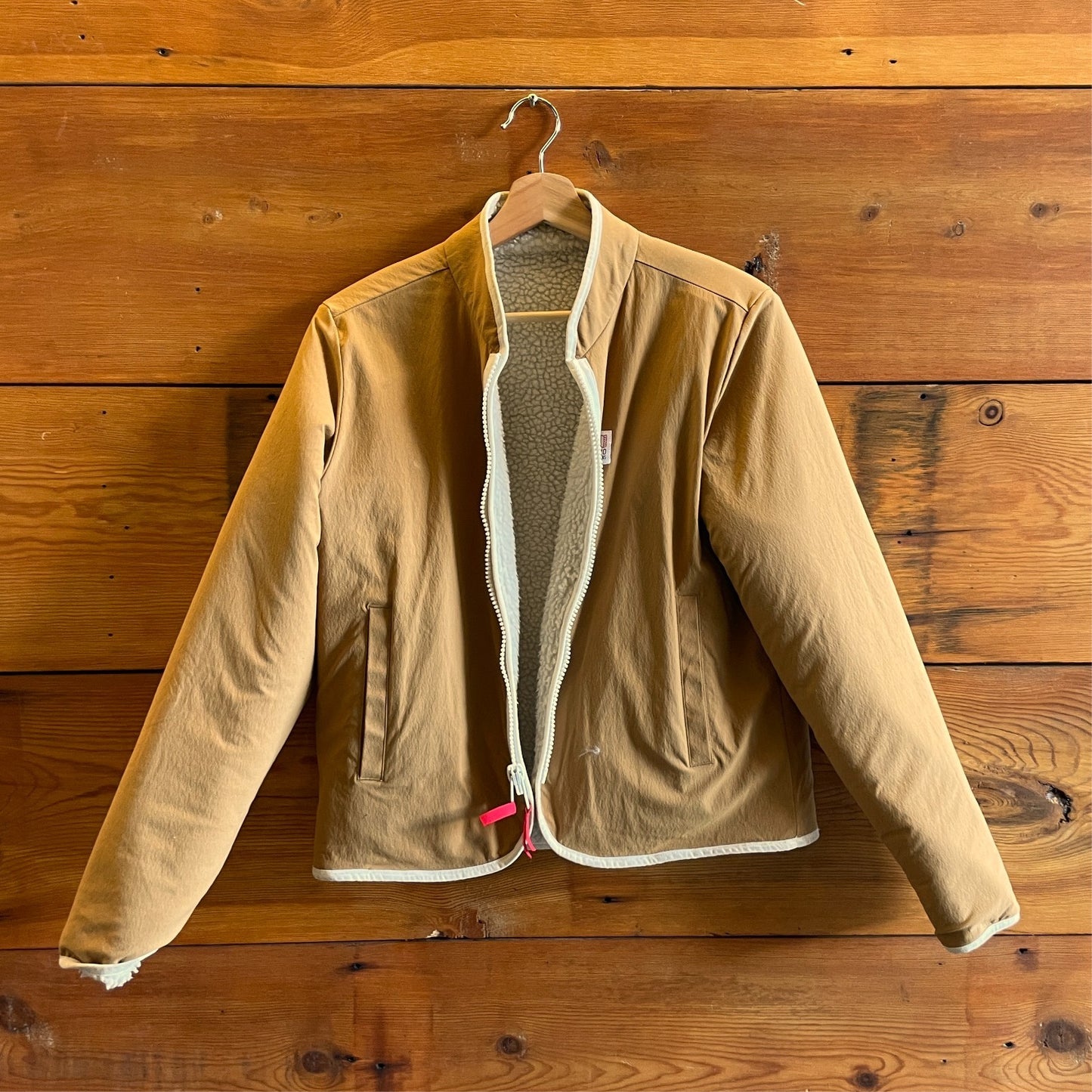S / M - Topo Designs Tan /White Reversible Womens Sherpa Jacket 0628AC