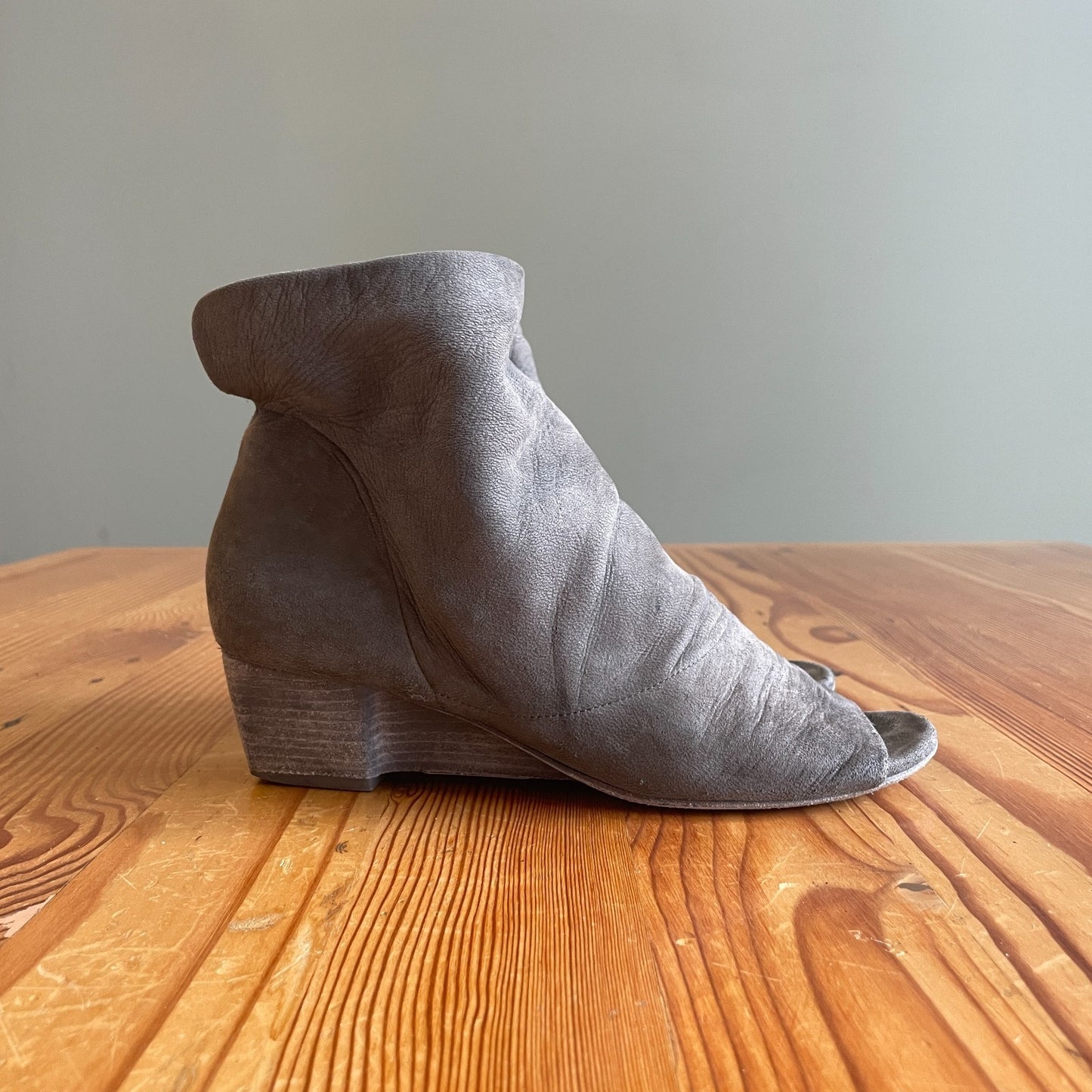 38.5 / 8.5 - Marsell Gray Deer Hide Open Toe Stacked Heel Bootie Shoes 0804ST
