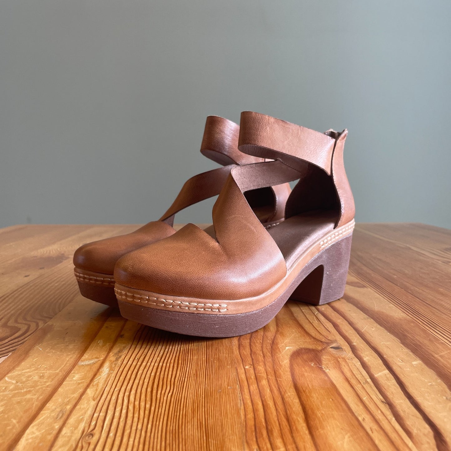 39 / 8.5-9 - Antelope Light Brown NEW Shae Leather Mules Platform Sandals 0618AS