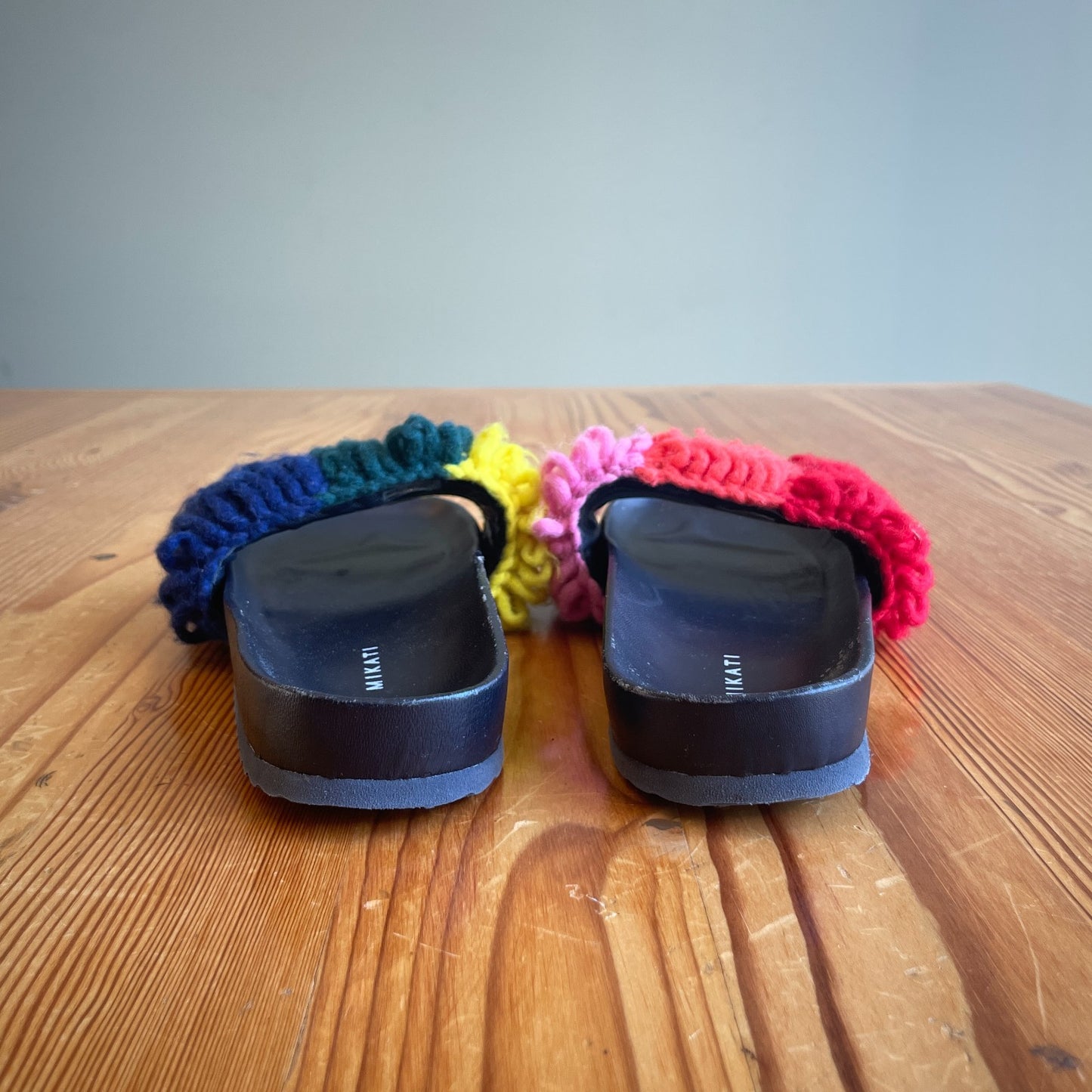 38 / .5-8 - Mira Mikati Playful Color Block Loop Knit Slides Sandals 0611AJ