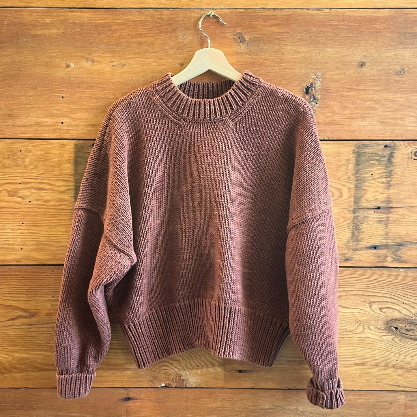M - Misha & Puff Brown Classic Crewneck Heavy Knit Deck Sweater 0611AJ