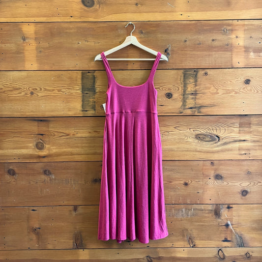 S - Beyond Yoga Berry NEW $128 Featherweight At The Ready Dress 0808LM