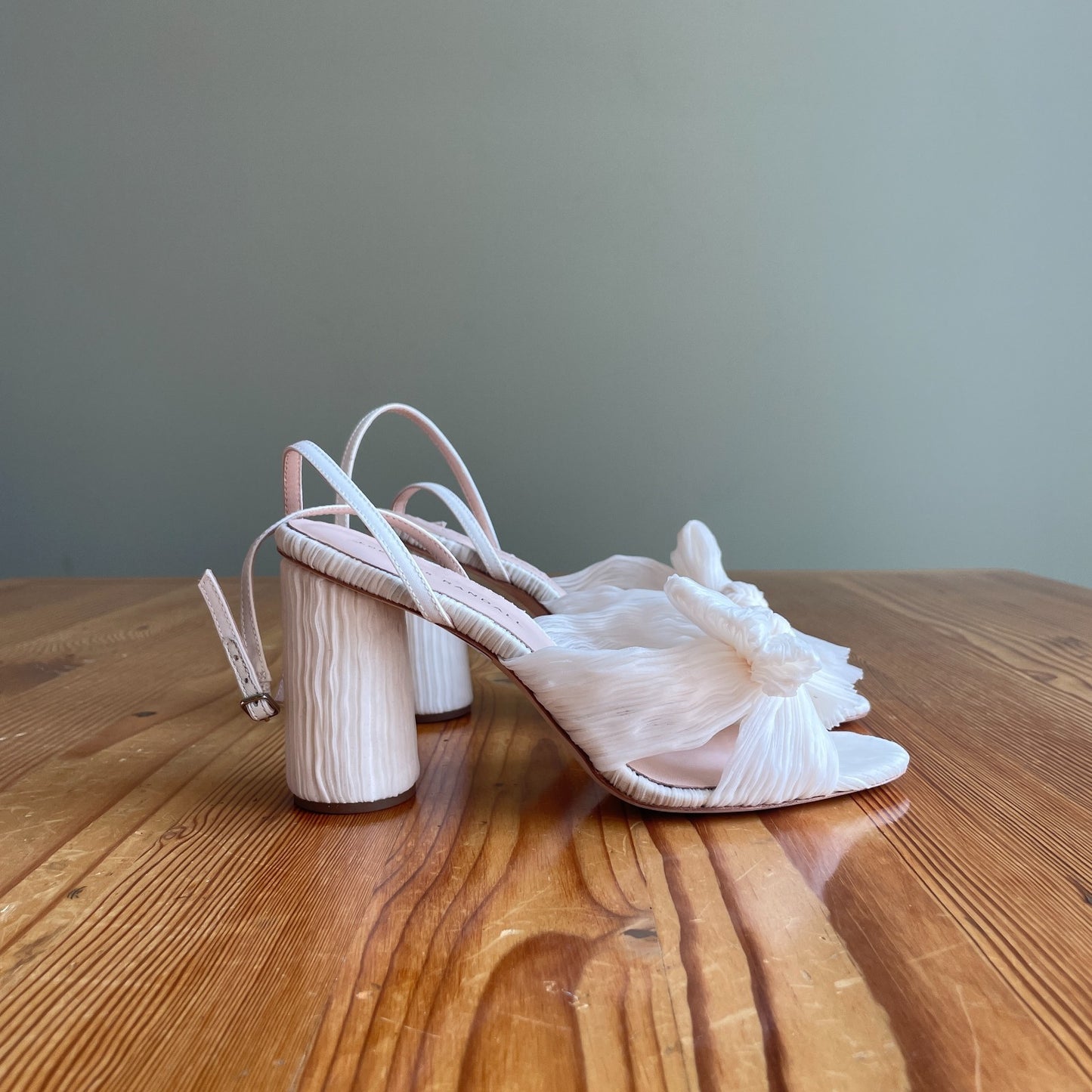 8.5 - Loeffler Randall Camellia Pearl Pleated Bow Heel Shoes w/ Box 0405LS