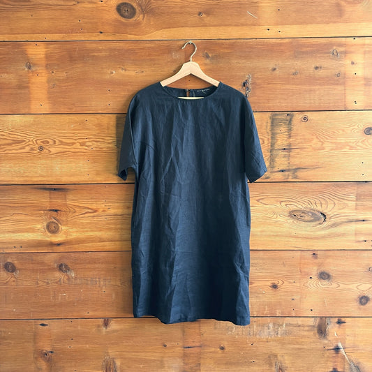 L - Elk The Label Black 100% Linen Short Sleeve Midi Dress 1205DA