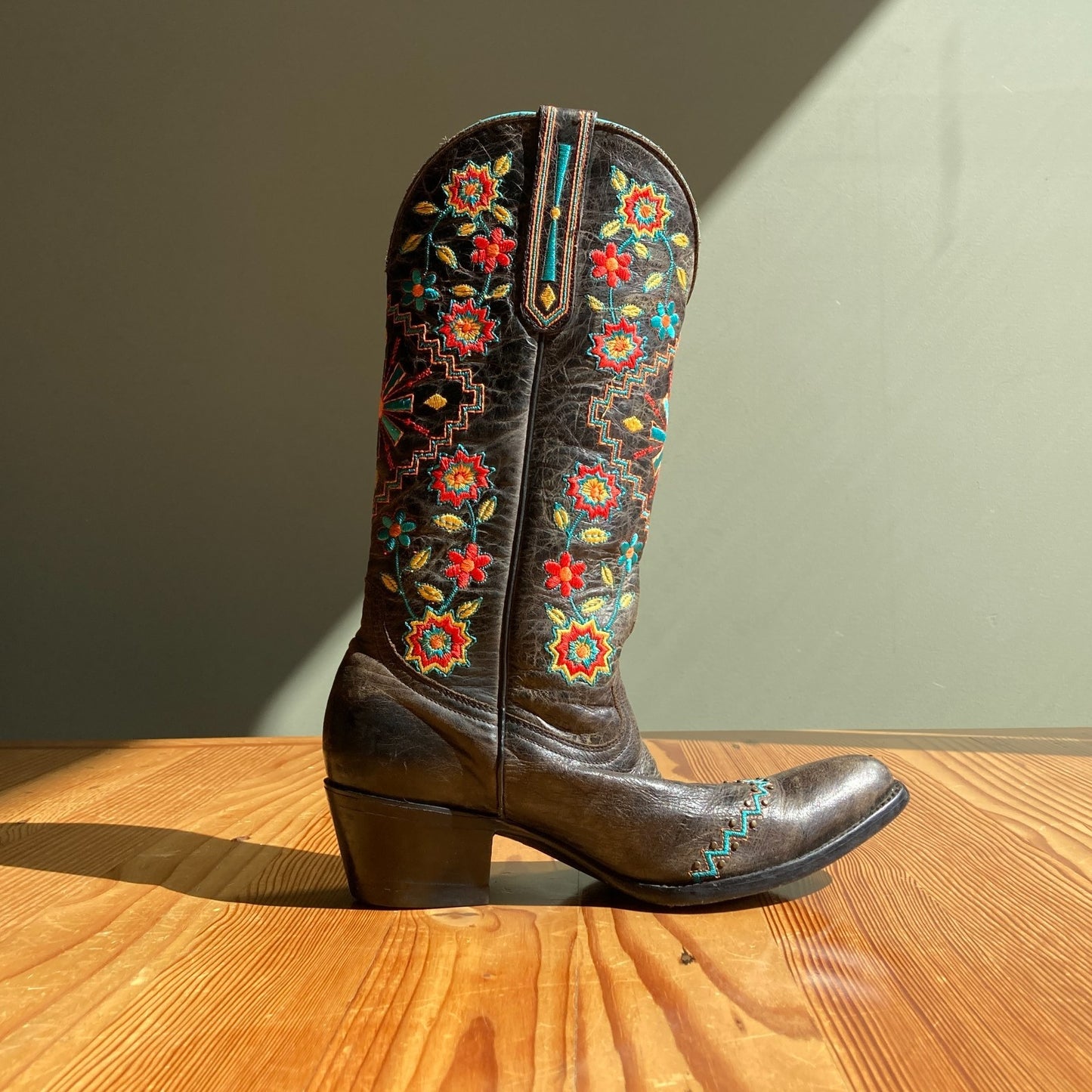 7 - Old Gringo Black Floral Embroidered Western Pull On Cowboy Boots 0826MS