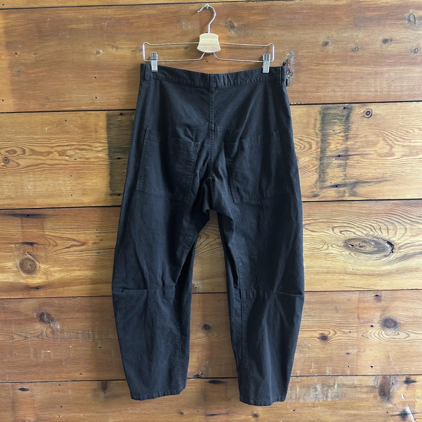 4 - Nili Lotan $390 Black Mid Rise Seam Knee Shon Barrel Leg Pants 0721DK