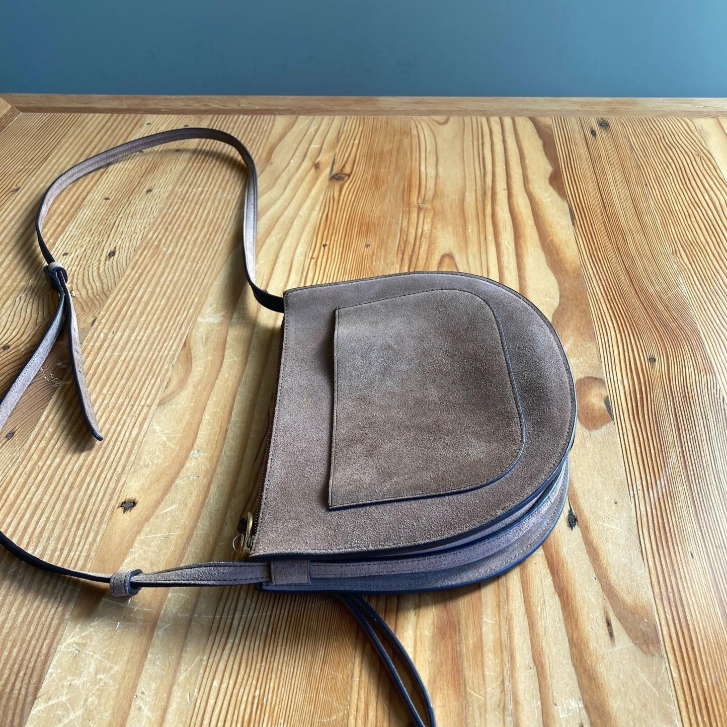 Tory Burch $328 Brown Suede Leather Top Zip Piper Saddle Crossbody Purse 0124KG