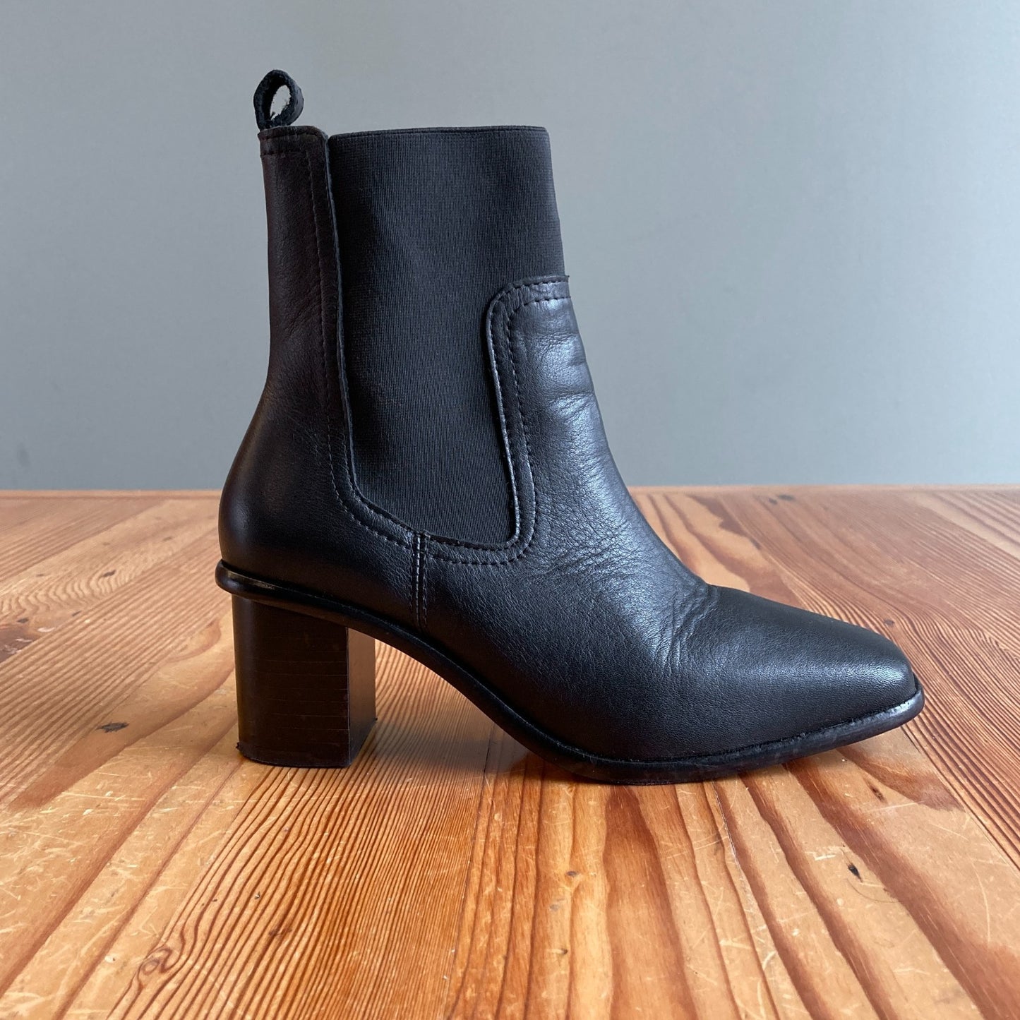 37 / 7 - Patina Black Leather Stacked High Heel Pull On Chelsea Boots 0206RN