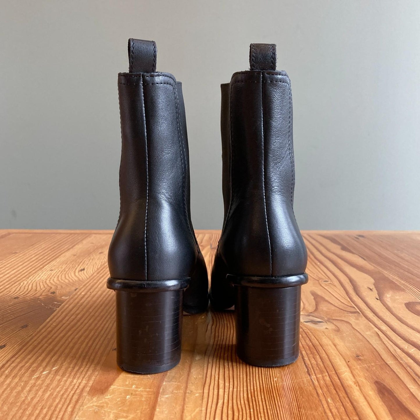 37 / 7 - Patina Black Leather Stacked High Heel Pull On Chelsea Boots 0206RN