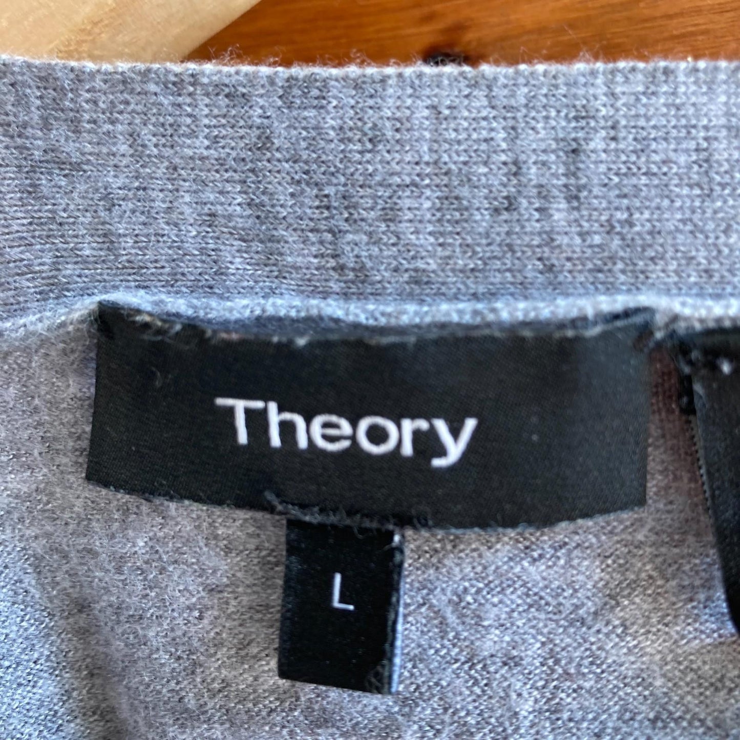 L - Theory Gray V-Neck Cardigan Regal Wool Button Front Sweater 0617RF