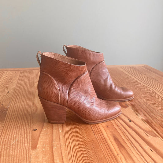8.5 - Rachel Comey Brown Embossed Leather Heeled Ankle Boots 1005SS