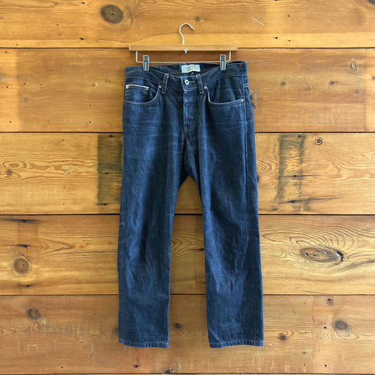 30 Mens- Naked & Famous Strawberry Milk Selvedge Denim Weird Guy Jeans 1008RA