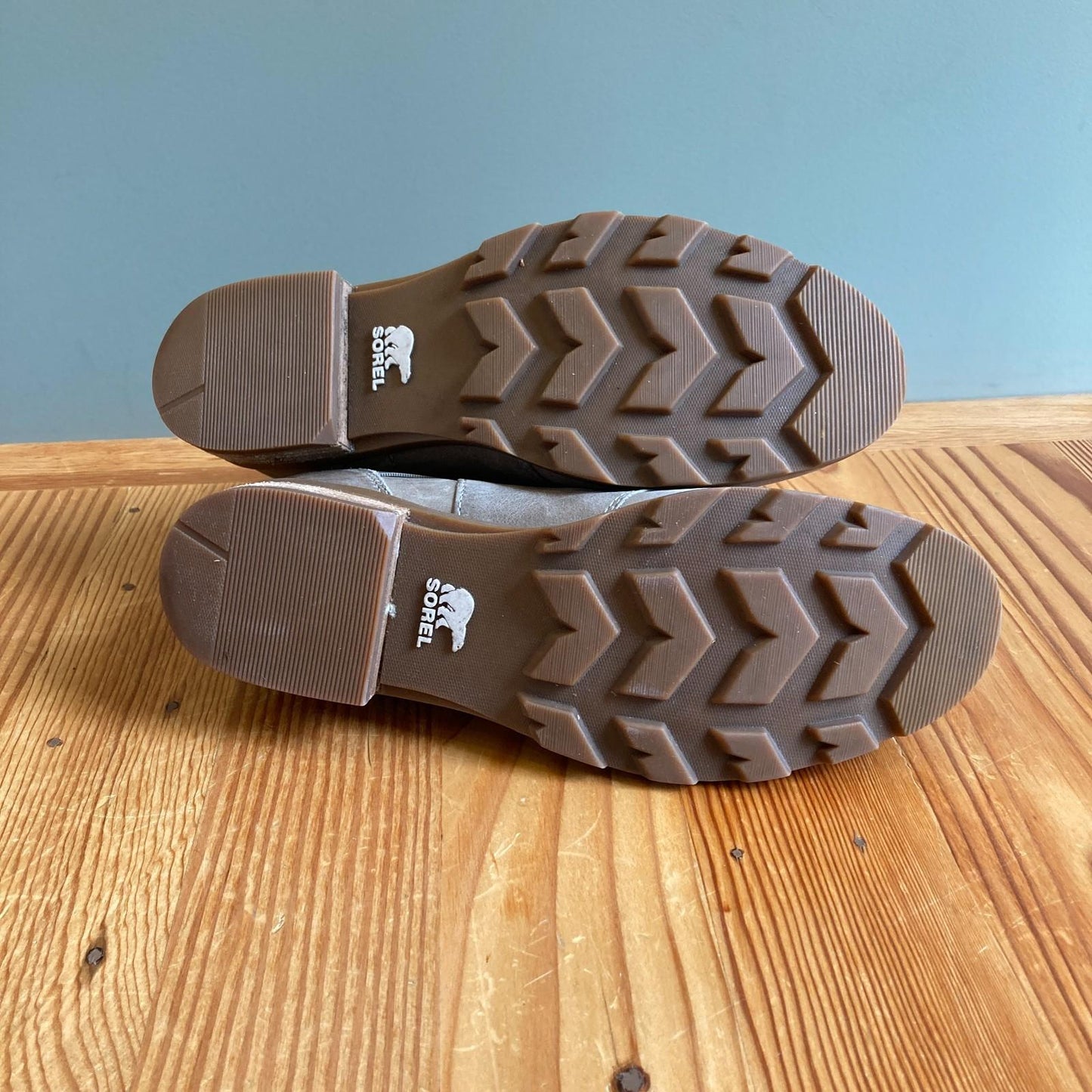 9 - Sorel Dusty Tan Emelie III Waterproof Chelsea Ankle Boots 0116AM