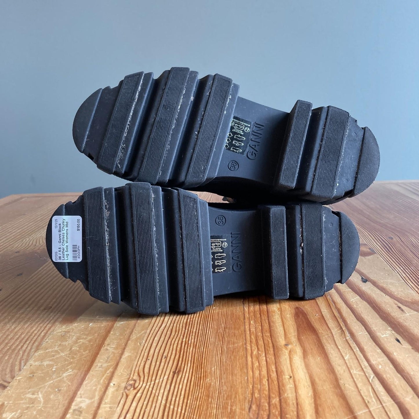 36 / 5.5 - Ganni Black Leather Chelsea Chunky Lug Sole Womens Mid Boots 0312IG