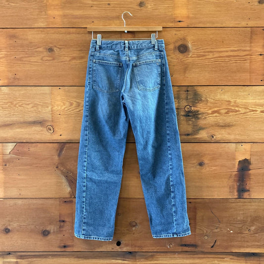 24 - Madewell Petite Pieced Barrel-Leg Full-Length Jean Fall '25 Jeans 1209BM