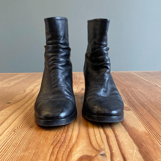 38 / 7.5 - Halmanera Black Leather Back Zip Wood Block Heel Boots w/ Box 0804MS