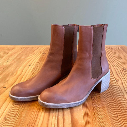 11 - Free People Brown Block Heel Essential Chelsea Womens Boots 0520MF