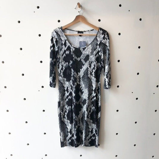 44 / 8 - Just Cavelli Y2K Black Gray Snake Print 3/4 Sleeve Mini Dress 0517JB