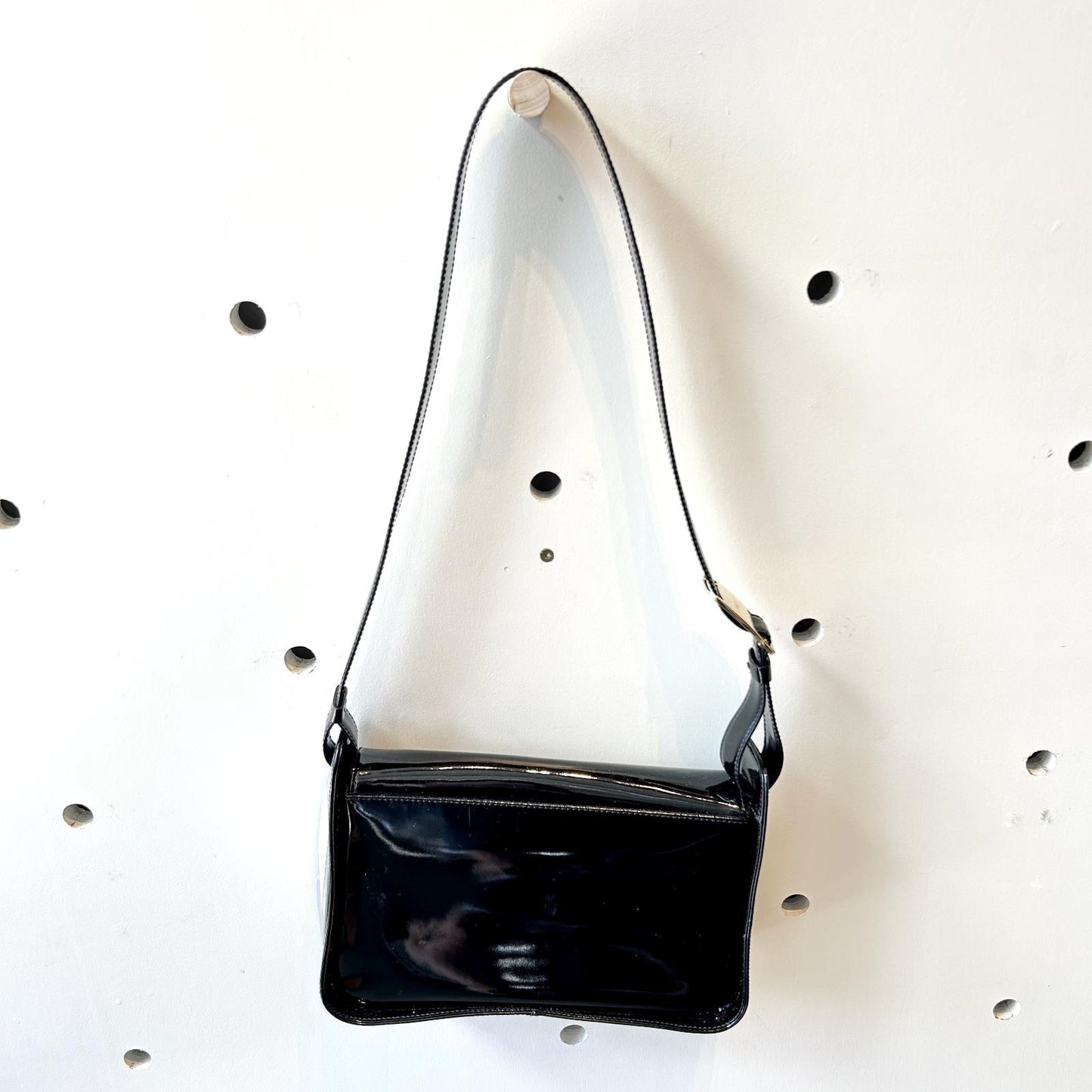 Salvatore Ferragamo Black Patent Leather Vintage Shoulder Purse Bag 0412EM