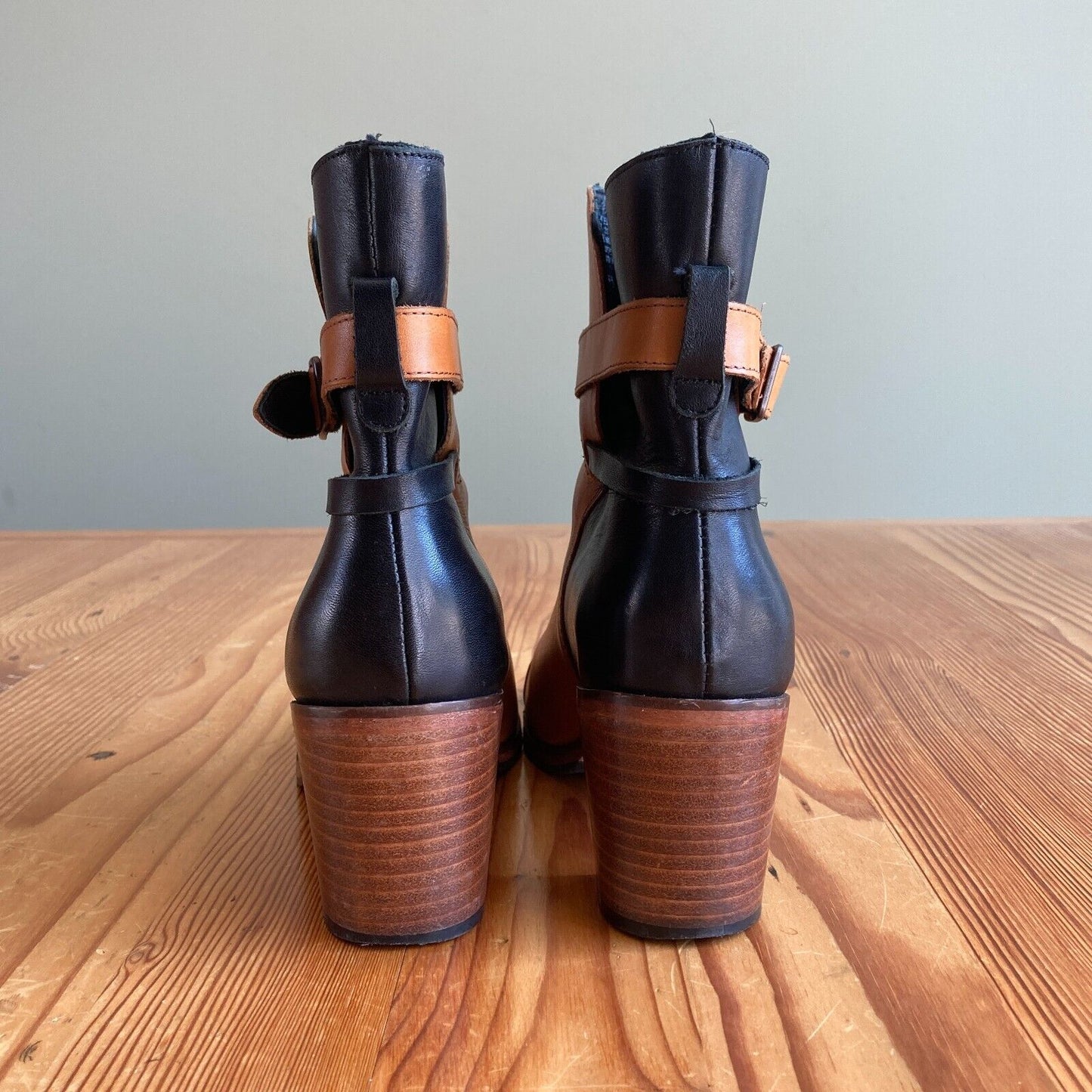 8 / 39 - Wolverine 1000 Mile Bonny Brown Pull On Stacked Heel Ankle Boots 0322NS