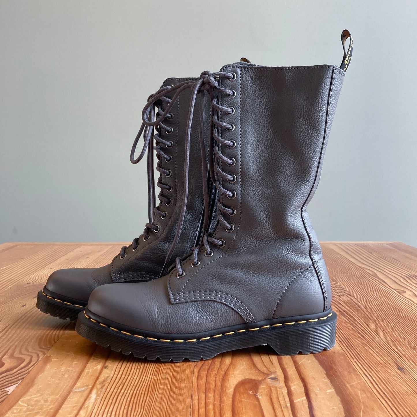 8 - Dr Martens $200 Grey Virginia Lace Up 1B99 Mid Calf Boots NEW w/ Box 0425SV