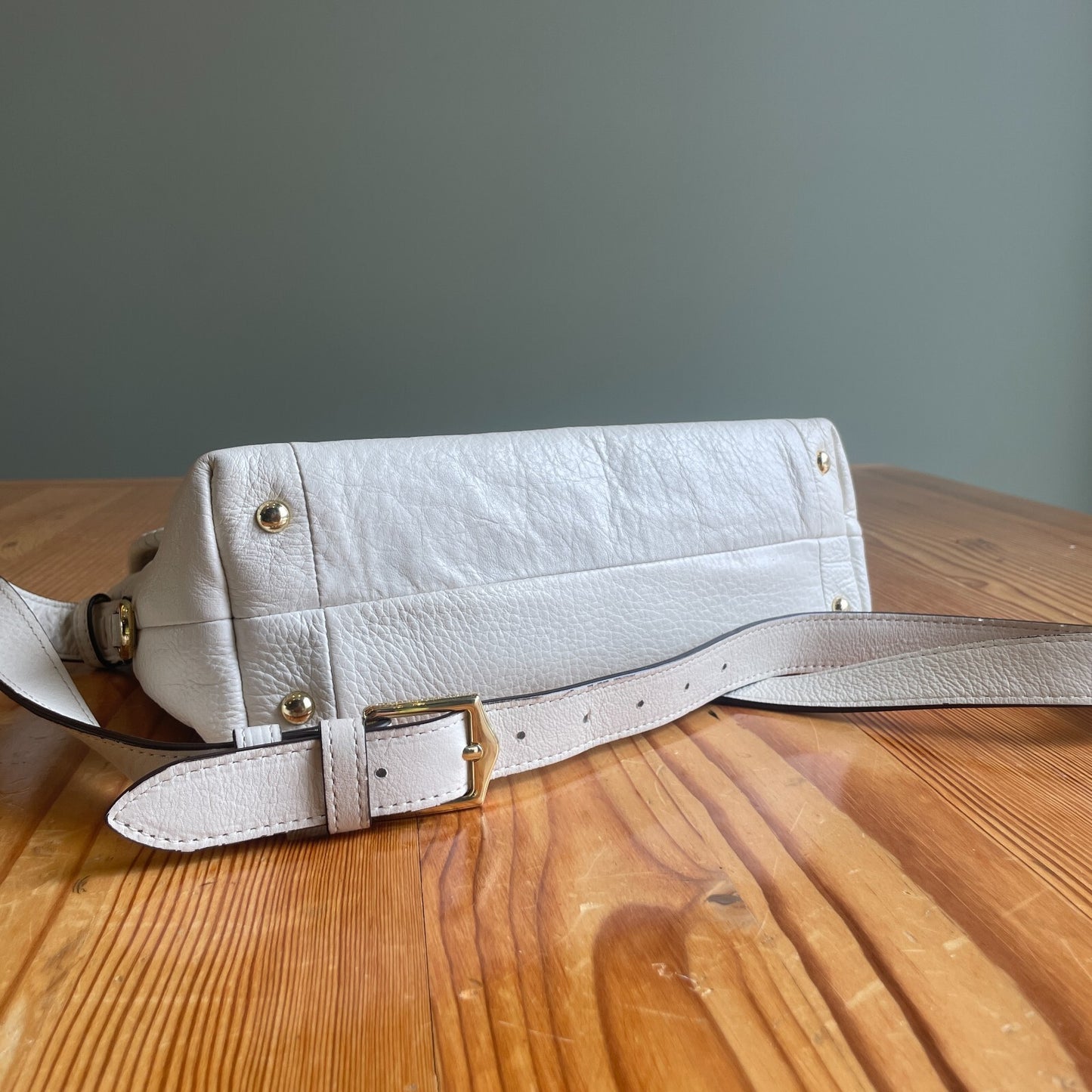 Aimee Kestenberg White Leather Whipstitch Crossbody Purse Bag 0217RC
