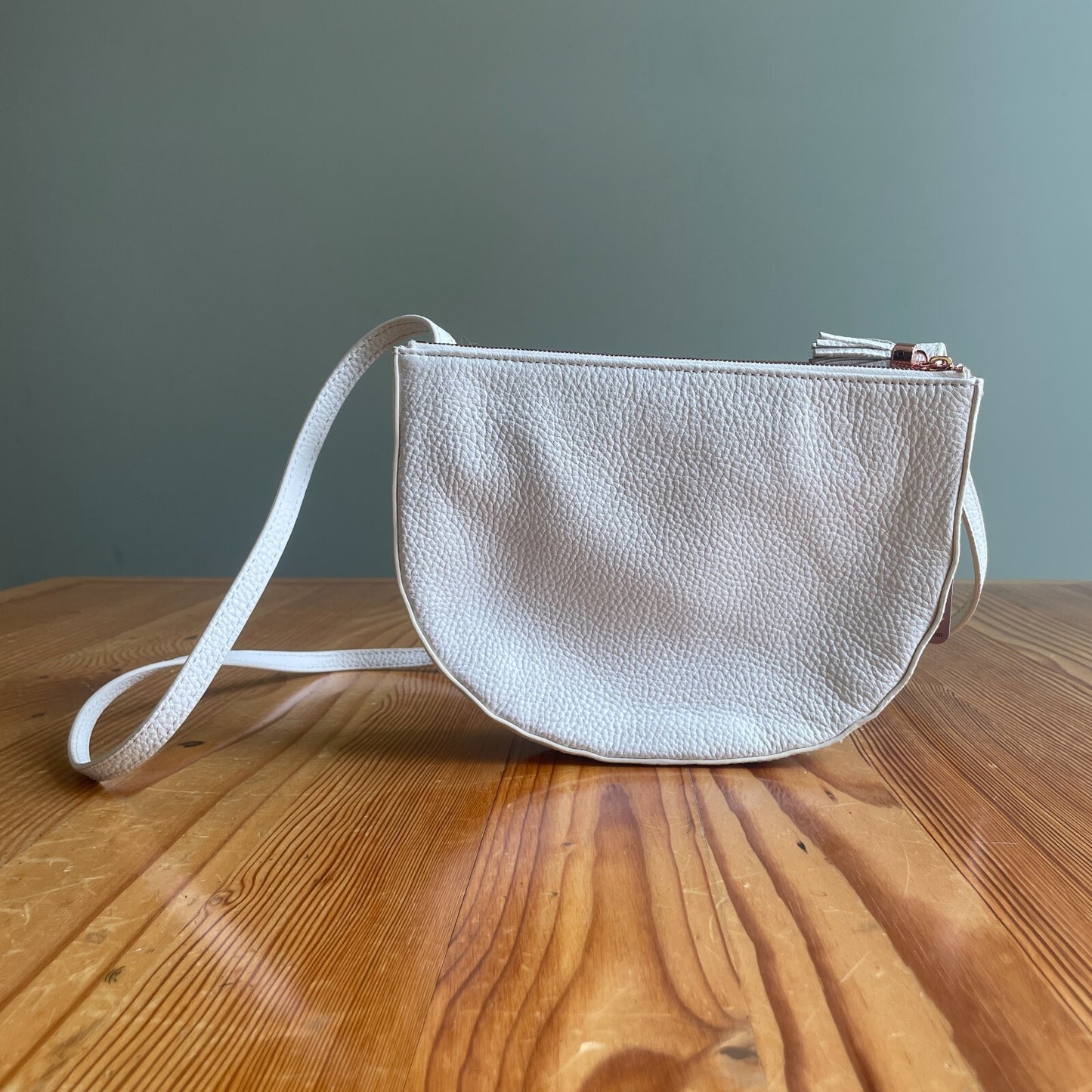 Ted Baker White Pebbled Leather Double Top Zip Crossbody Semi Circle Bag 0217RC