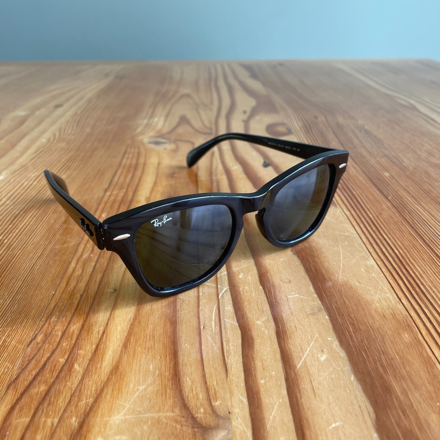 Ray Ban Black RB2140 50-22 3N Wayfarer Unisex Sunglasses 0505DM
