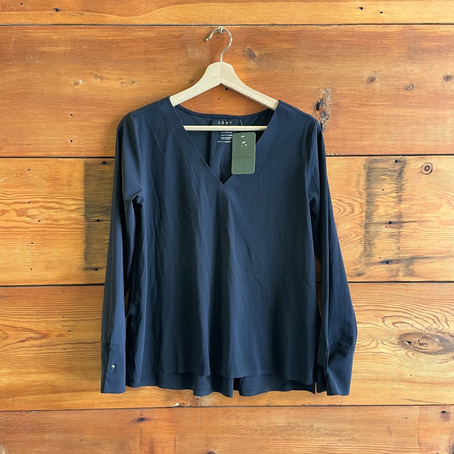 XS - ADAY Black Long Sleeve Something Tailored V-Neck Classic Dress Shirt 0923JL