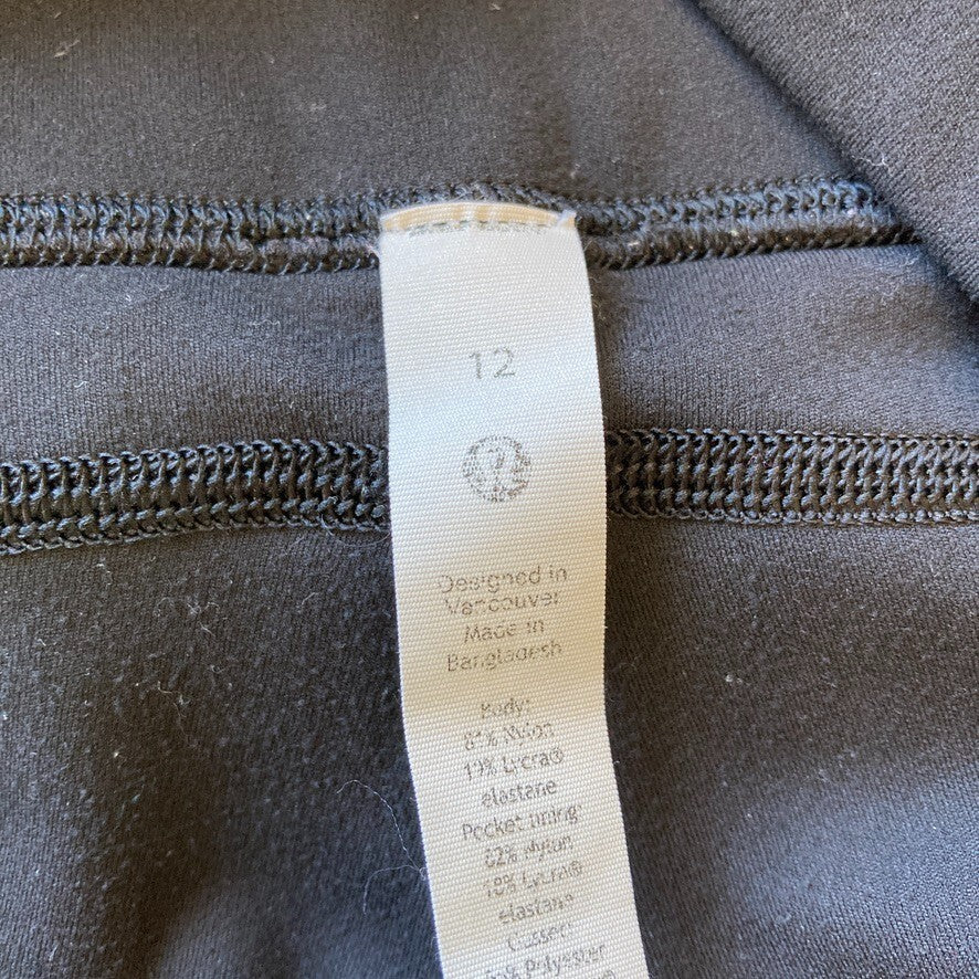 12 - Lululemon Black Groove Nulu Super-High-Rise Flared Pant Regular 0521JT