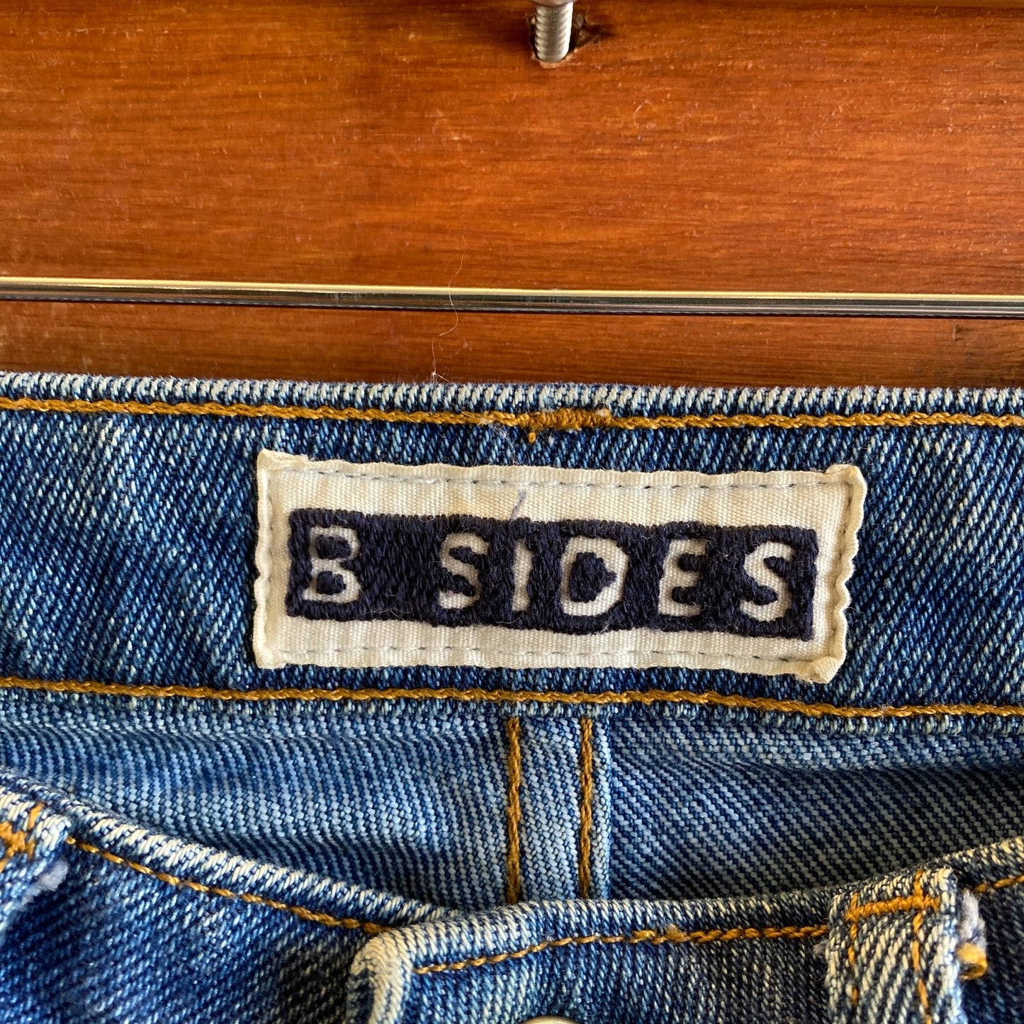 26 - B Sides Medium Wash High Rise Slim Leg Denim Womens Jeans 0617RF