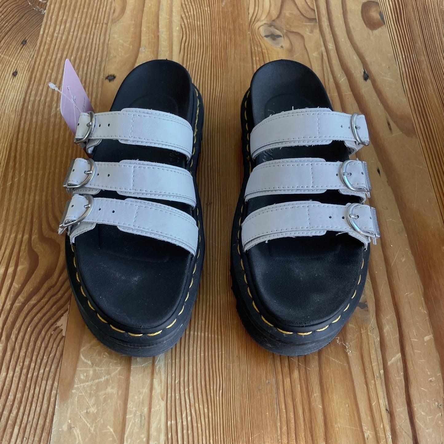 7 - Dr Martens White Blaire Slide Flower Hydro Leather Sandals EUC w/ Box 0425SV