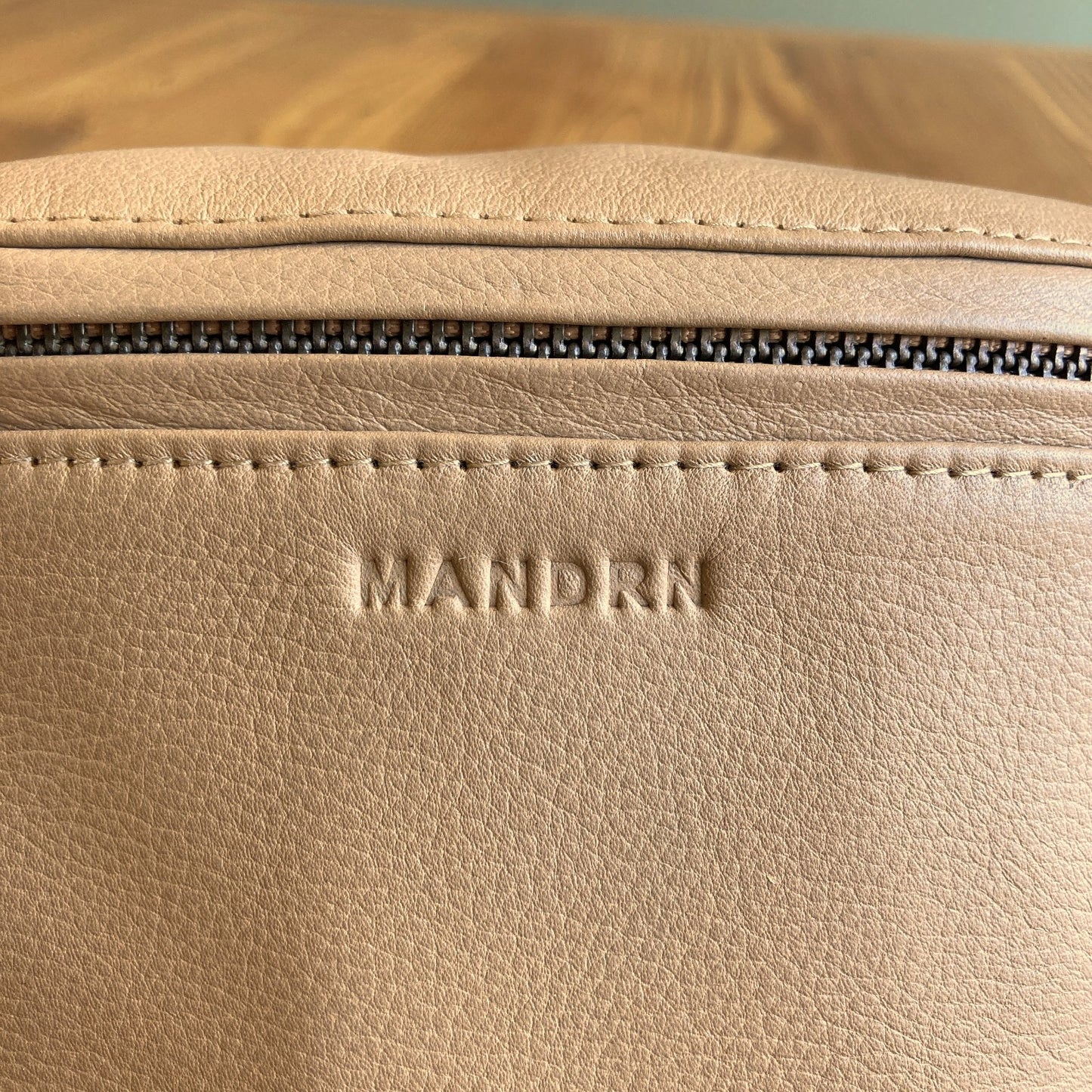 Mandrn $169 Sand Tan Leather Remy Fanny Pack Crossbody Hip Purse 0121LC